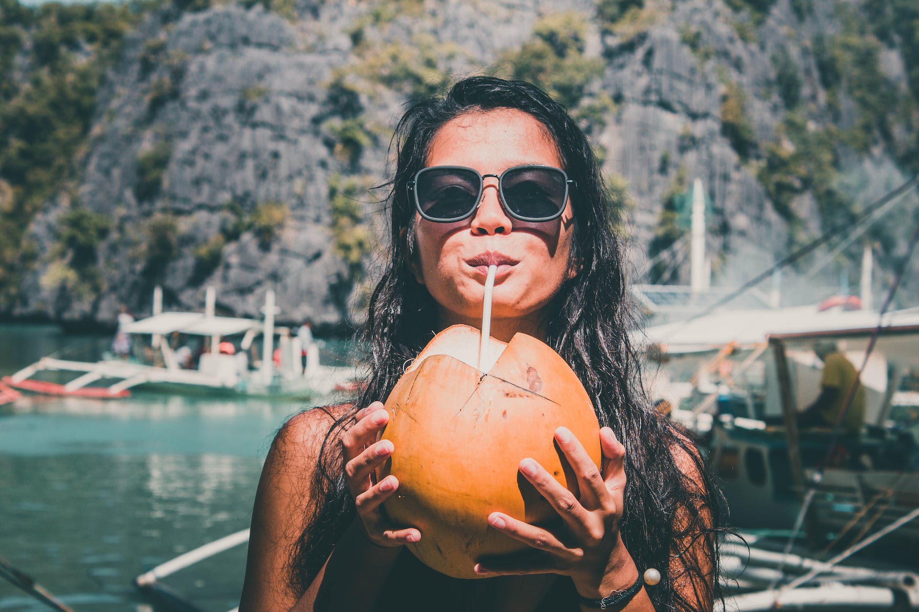 Lets Know The Coconut Water Benefits for Female