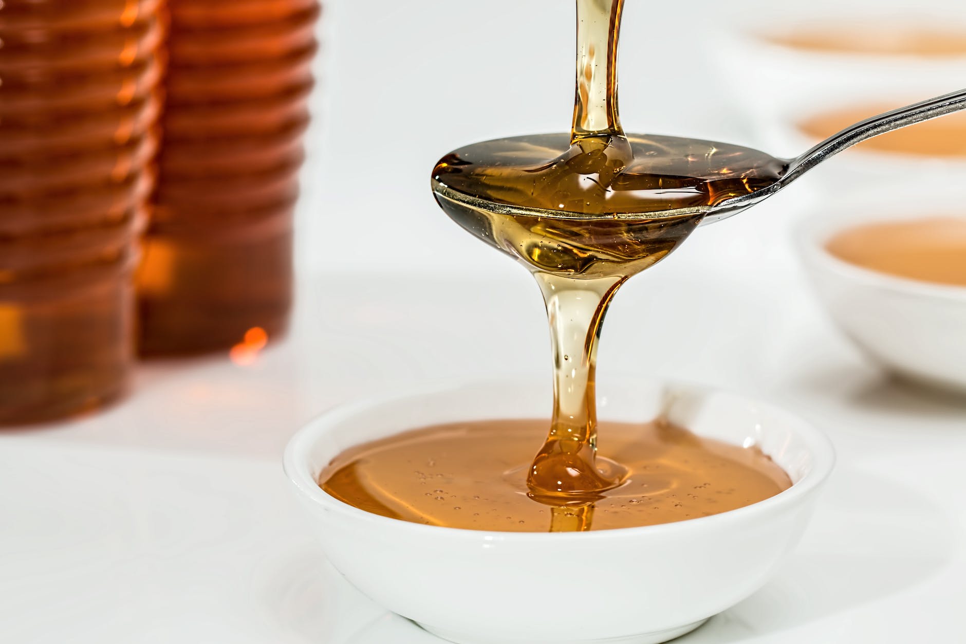 शहद (Honey) की तासीर कैसी होती है – ठण्डी या गरम
